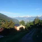Chalet Magnifique D'epoque Vercorin